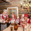 Вечёрка, посвященная древним славянским традициям, станет ярким калейдоскопом обрядов, песен и танцев, призванных согреть сердца и подарить заряд бодрости..jpg