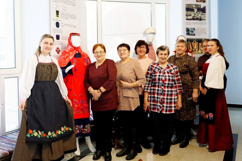 Краеведческие посиделки. Краеведческие посиделки. Краеведческие посиделки. Дорониха ковровский район. Краеведческие посиделки пригласительный.