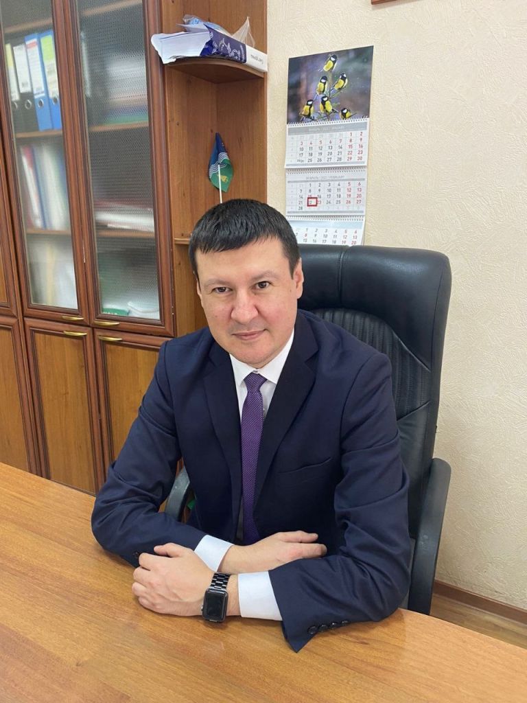 Абзалов.jpg
