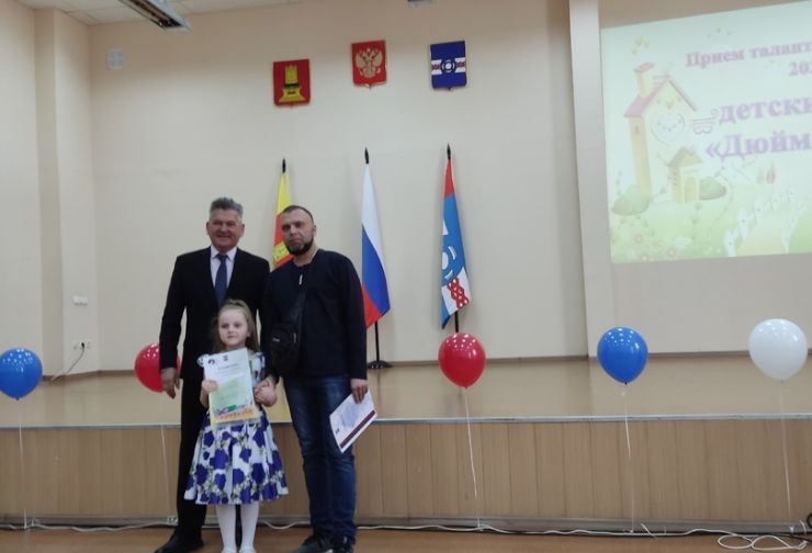 XenSvUrBgrY.jpg